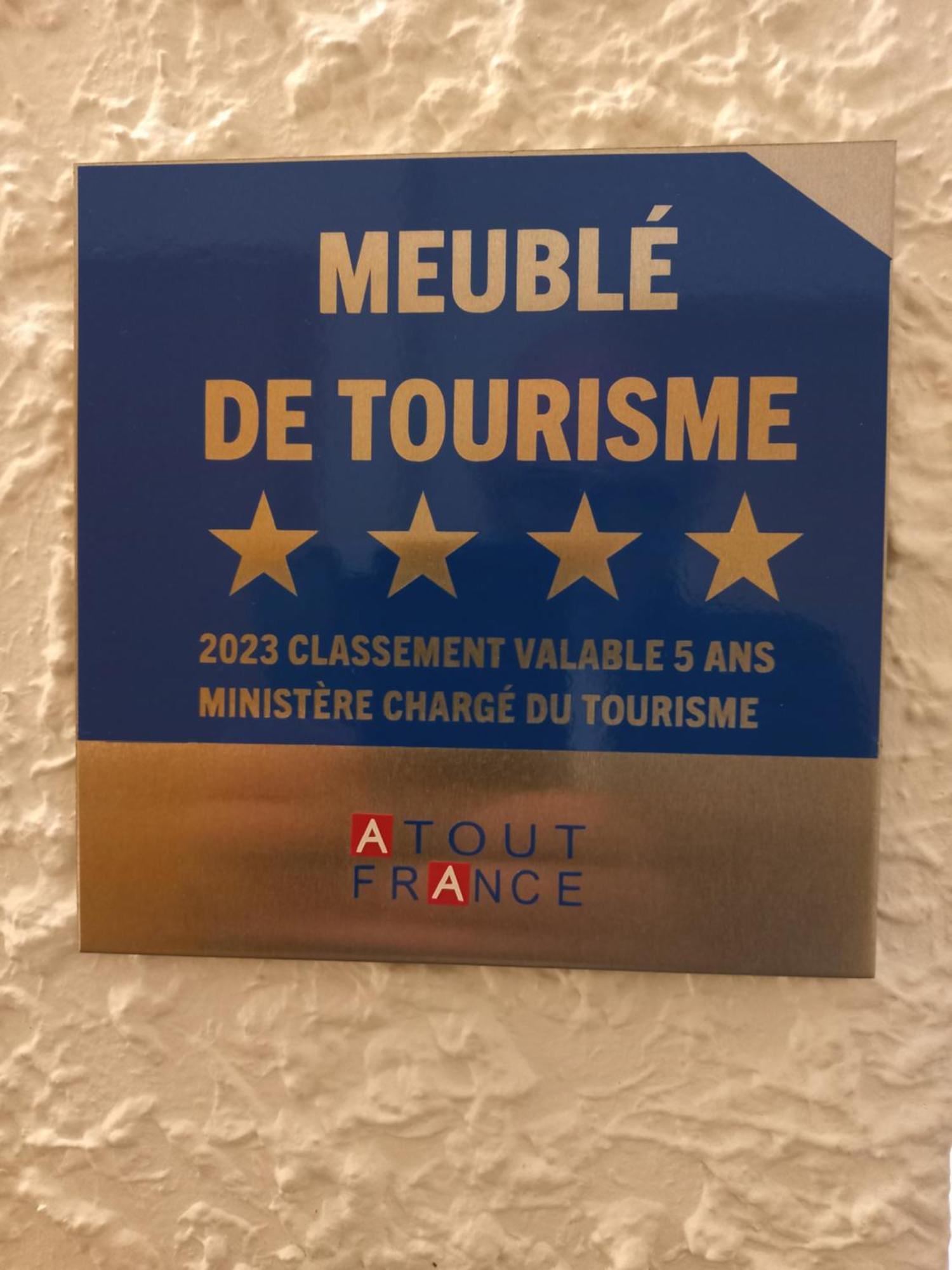 Appartement-Terrasse Parking Prive Meuble De Tourisme 4 Etoiles Belfort Exterior foto